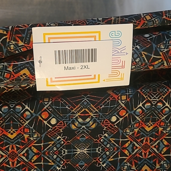 New with tags! LuLaRoe Womens 2XL Maxi stretchy skirt comfy colorful abstract - Picture 3 of 6